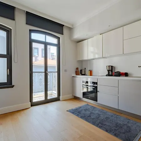 Apartment New Spacious Duplex - 3 Bedrooms And 2 Bathrooms - Elevator - New Building